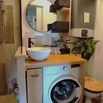 Avec Vue Et Accès Appartement *